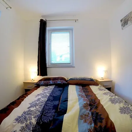 The Jungle And Gostinjska kuća Bled